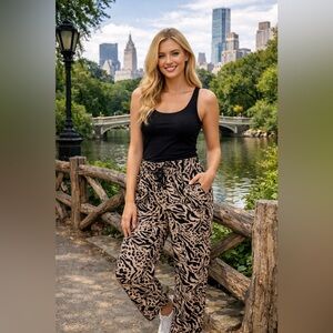 New Calvin Klein Linen Blend Black & Tan Animal Print Casual Pants Size: Small